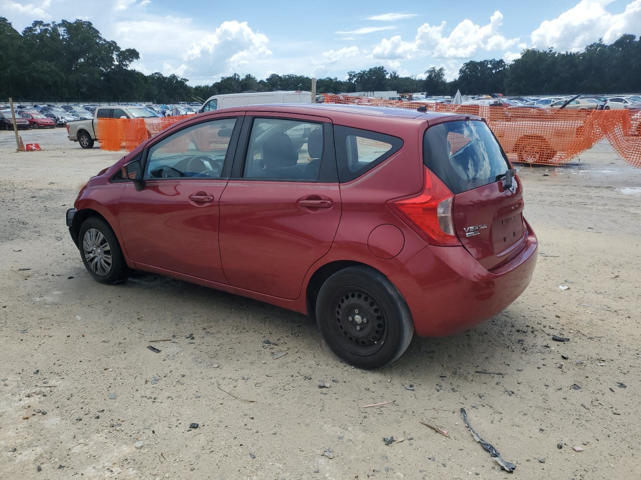 2015 Nissan Versa Note S - Фото 2