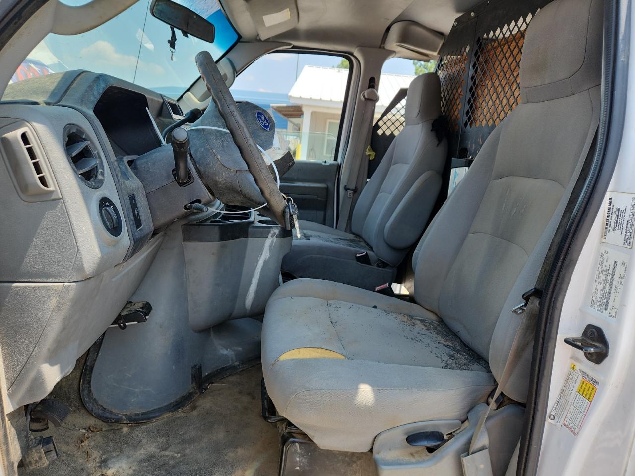 2013 Ford Econoline E250 Van - Image 7