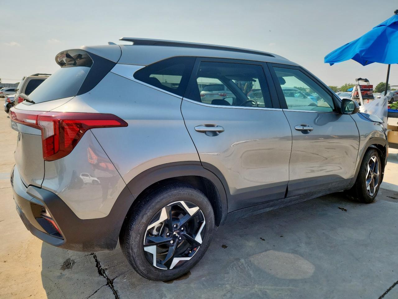 2024 Kia Seltos Ex - Image 3