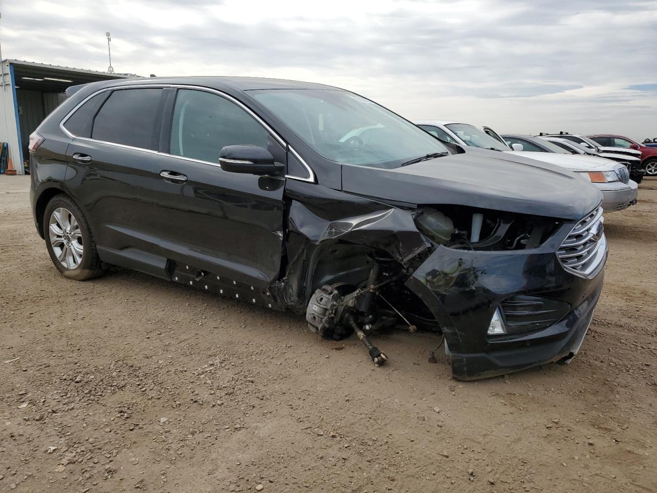 2022 Ford Edge Titanium - Фото 4