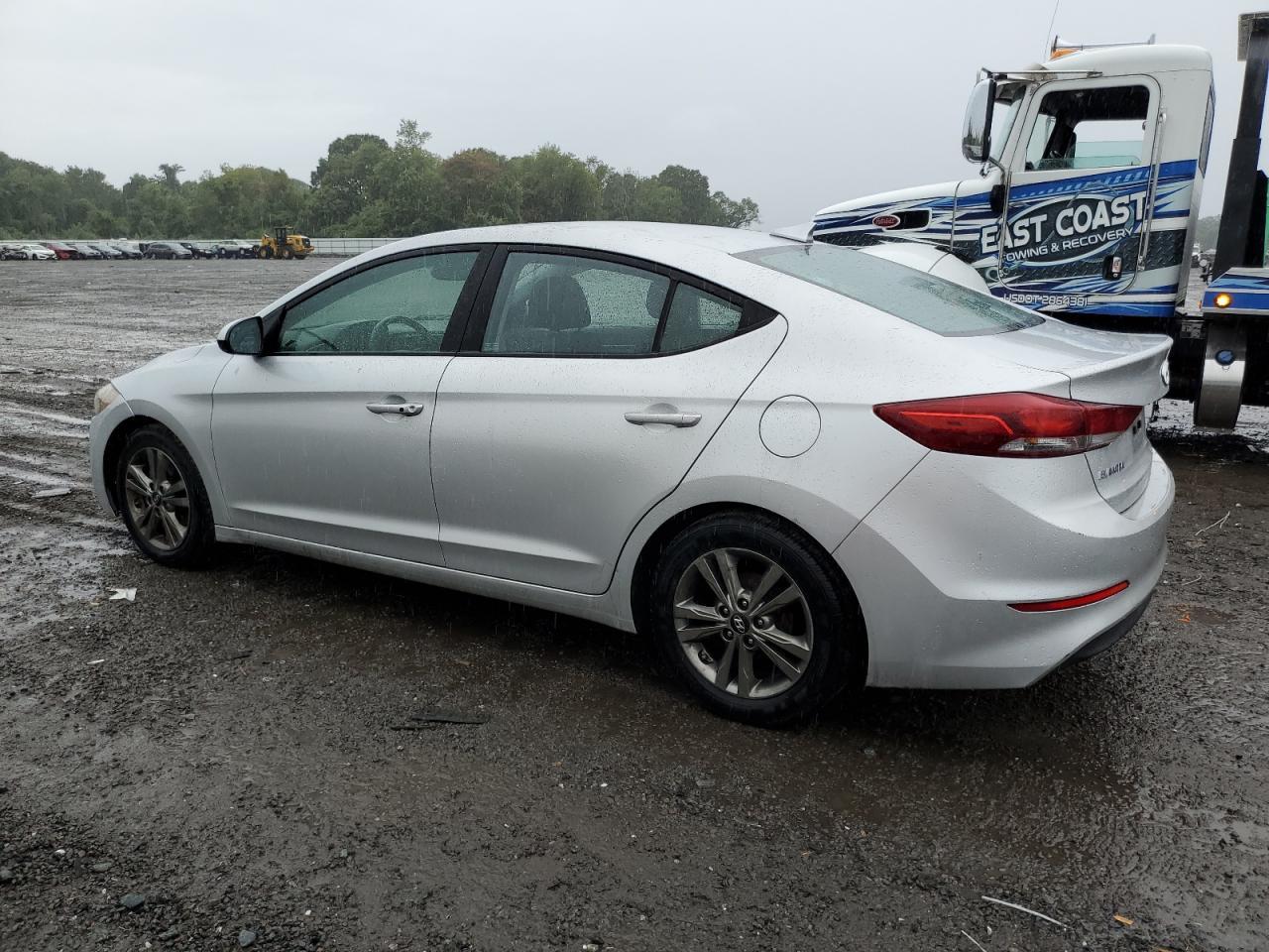 2017 Hyundai Elantra Se - Фото 2
