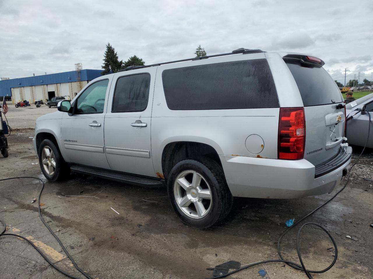 2013 Chevrolet Suburban K1500 Lt - Фото 2
