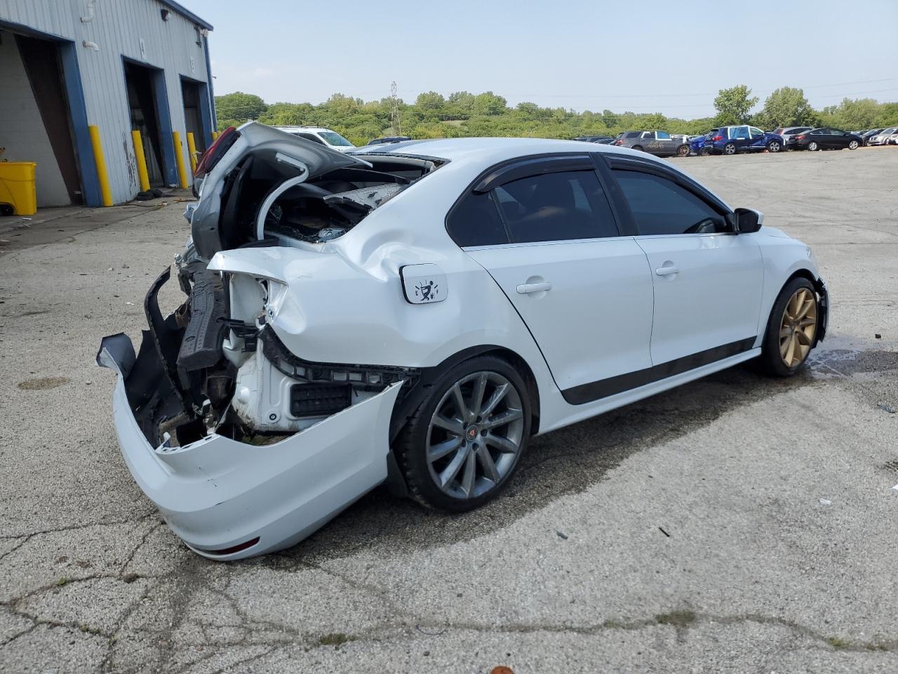 2017 Volkswagen Jetta S - Фото 3