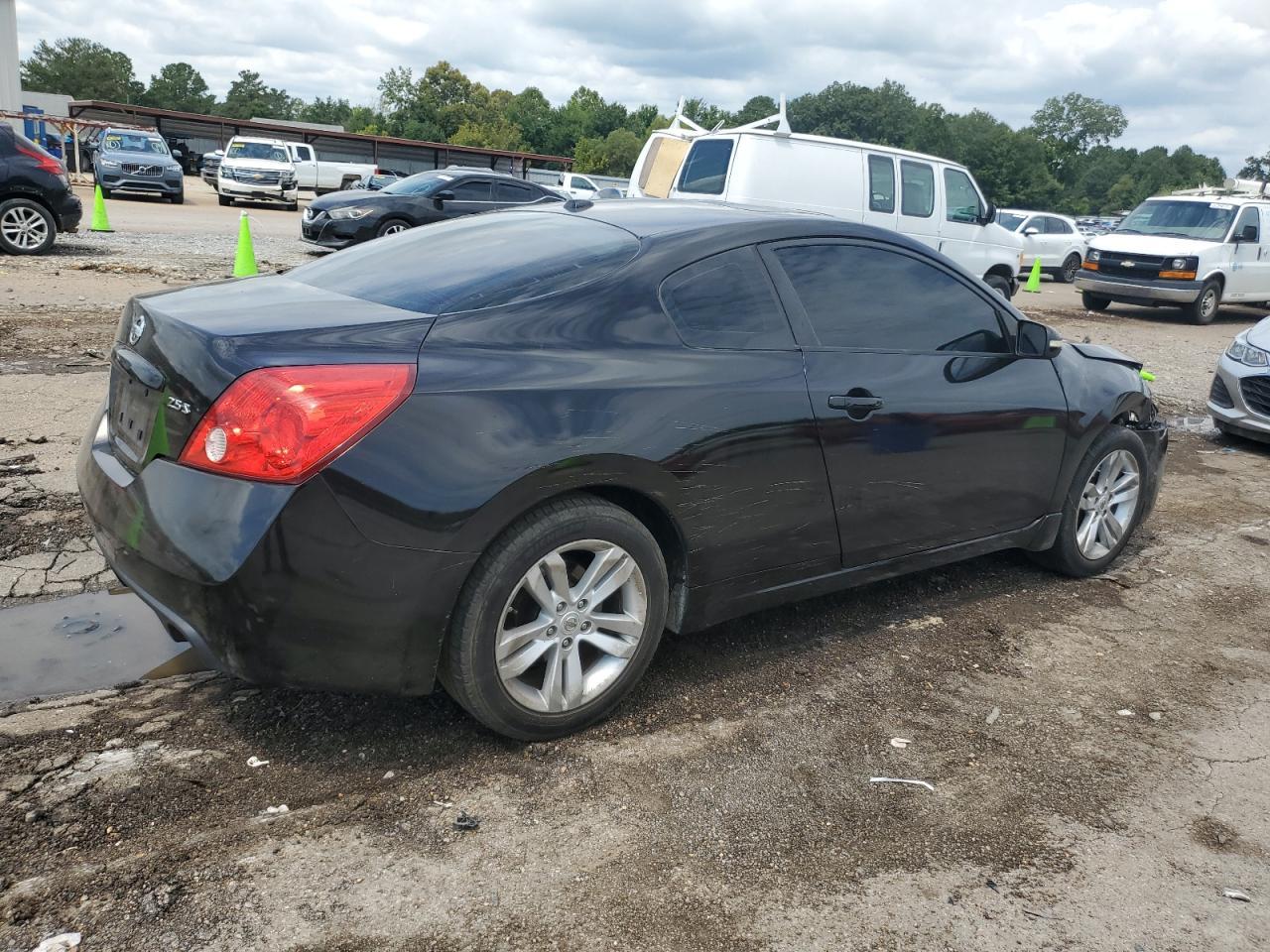 2012 Nissan Altima S - Фото 3