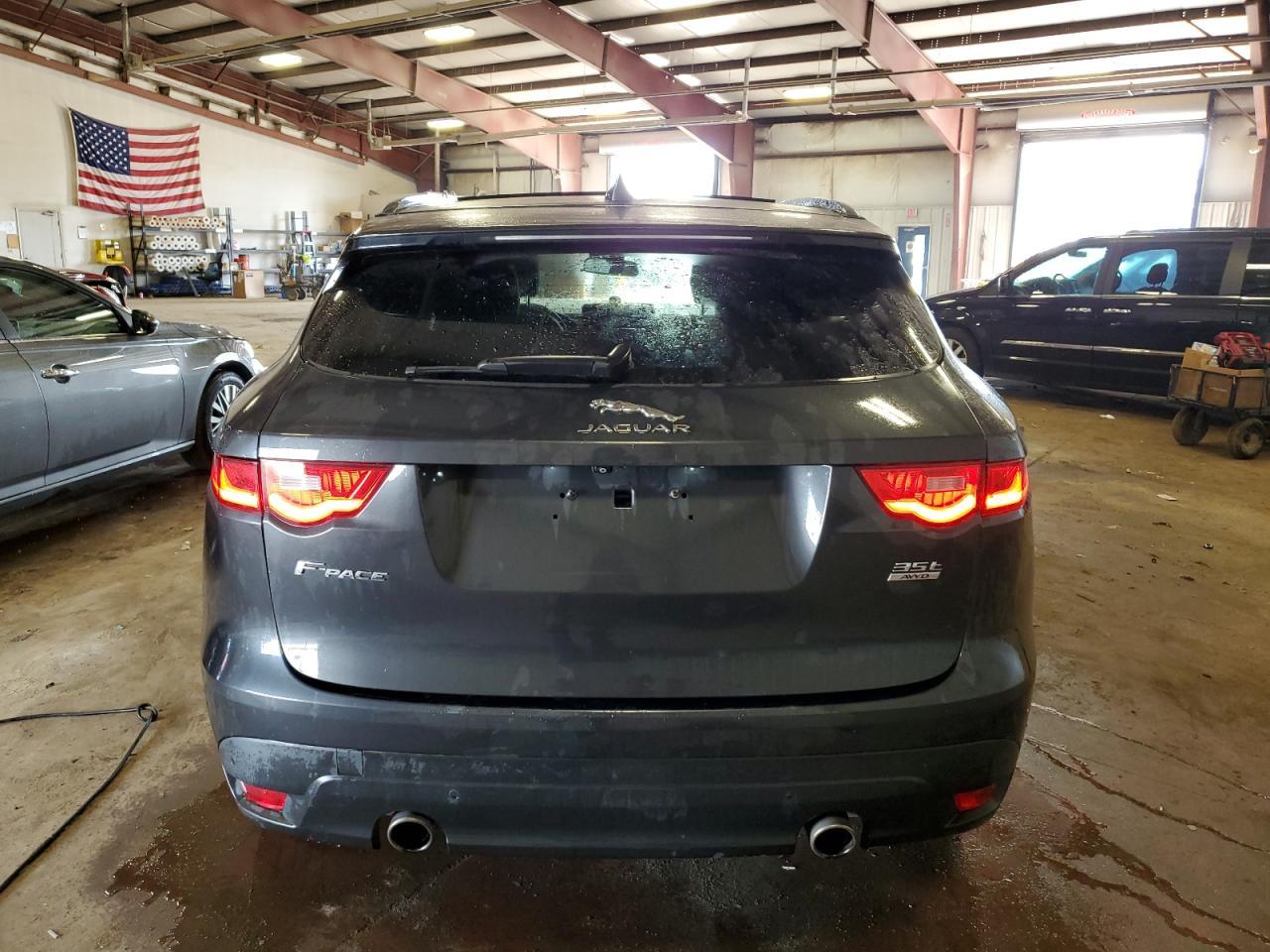 2017 Jaguar F-Pace Premium - Фото 6