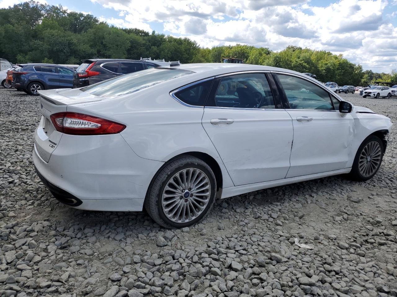 2013 Ford Fusion Titanium - Image 3