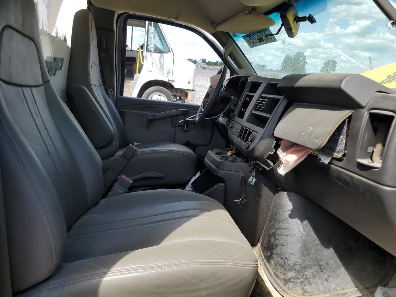 2020 Chevrolet Express G3500 - Image 7