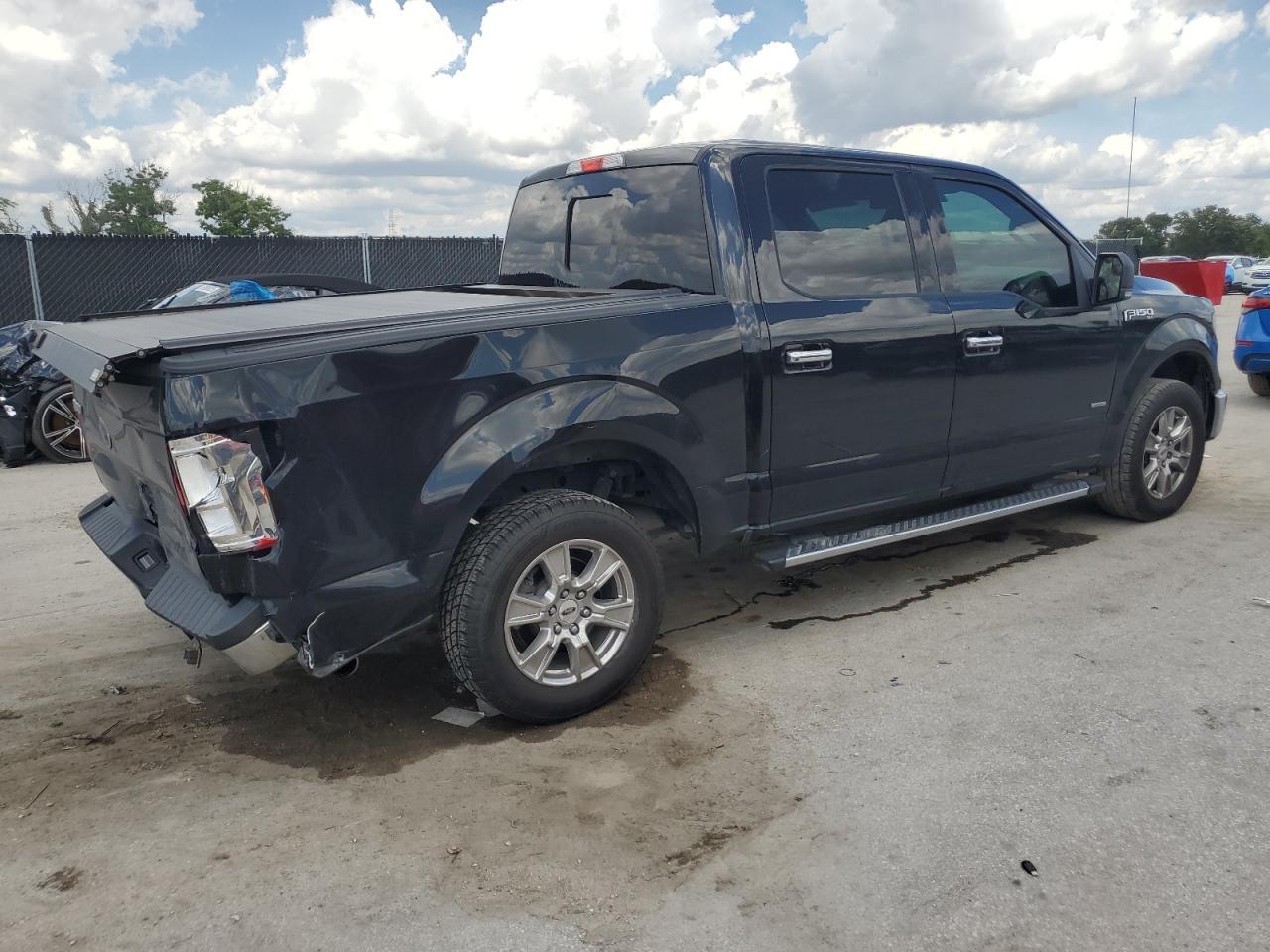2017 Ford F150 Supercrew - Фото 3