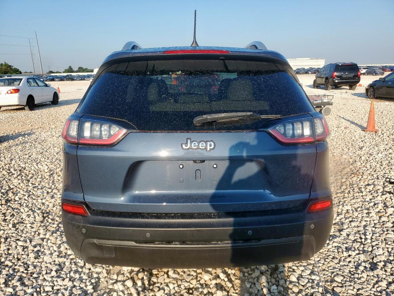 2019 Jeep Cherokee Latitude - Image 6