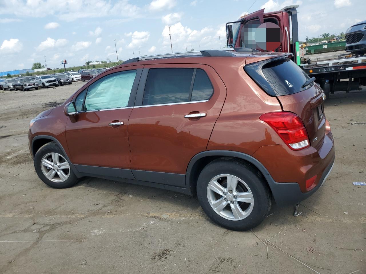 2019 Chevrolet Trax 1Lt - Image 2