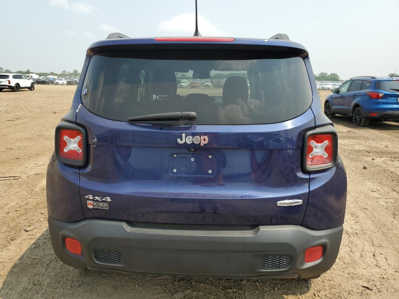 2016 Jeep Renegade Latitude - Image 6