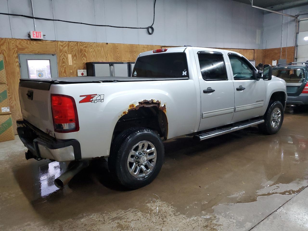 2012 GMC Sierra K2500 Sle - Image 3