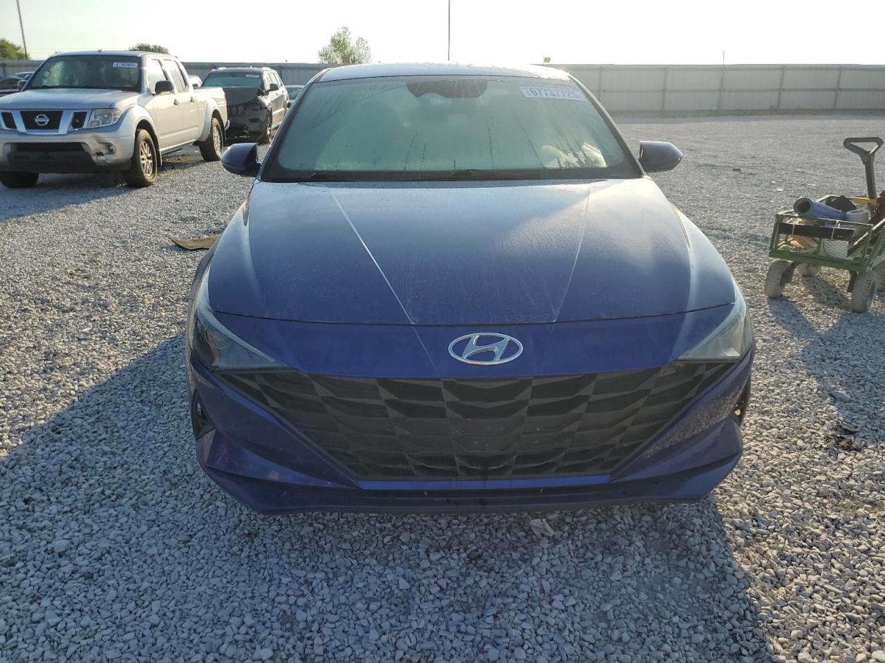 2022 Hyundai Elantra Sel - Фото 5