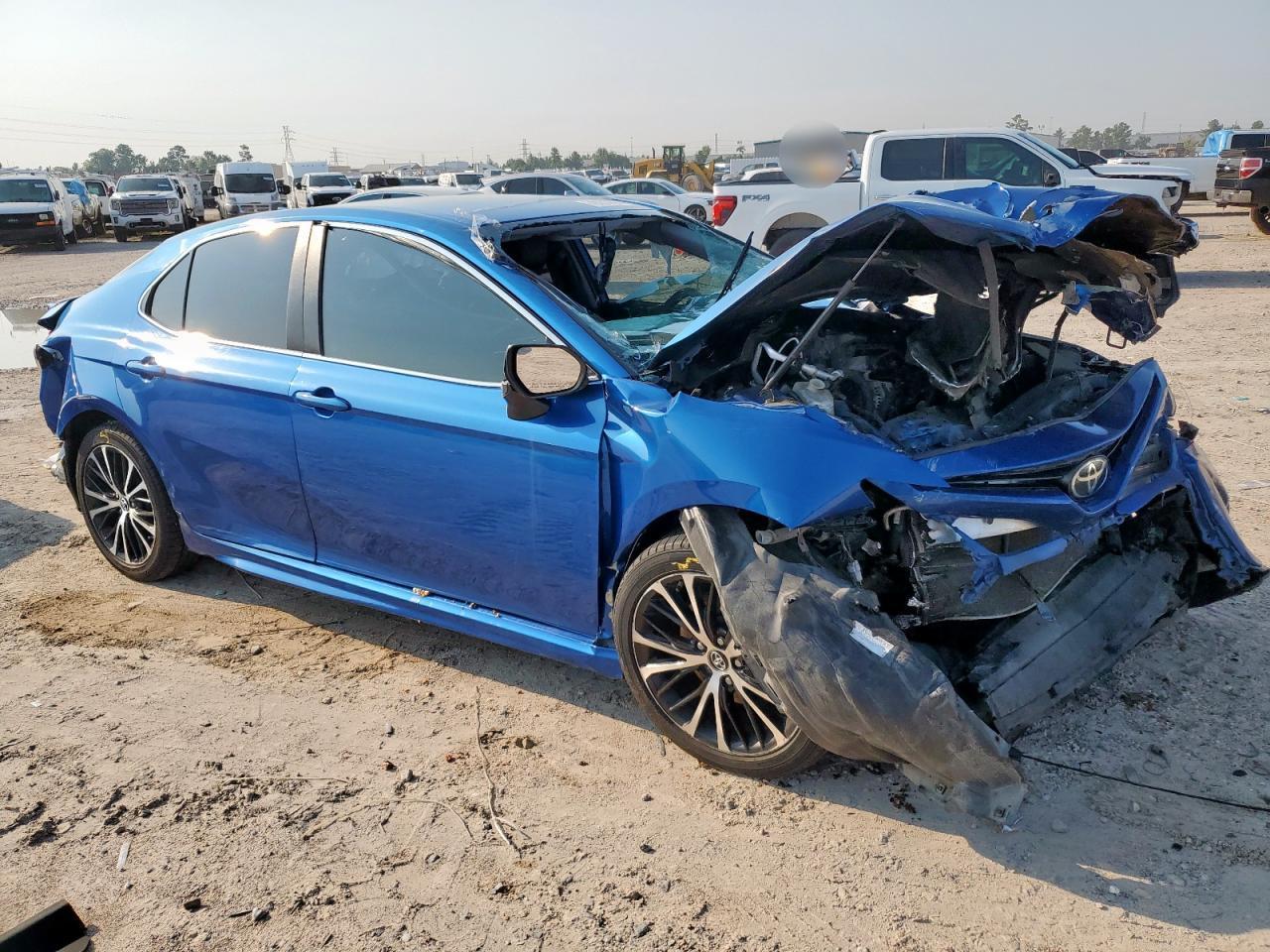 2019 Toyota Camry L - Фото 4