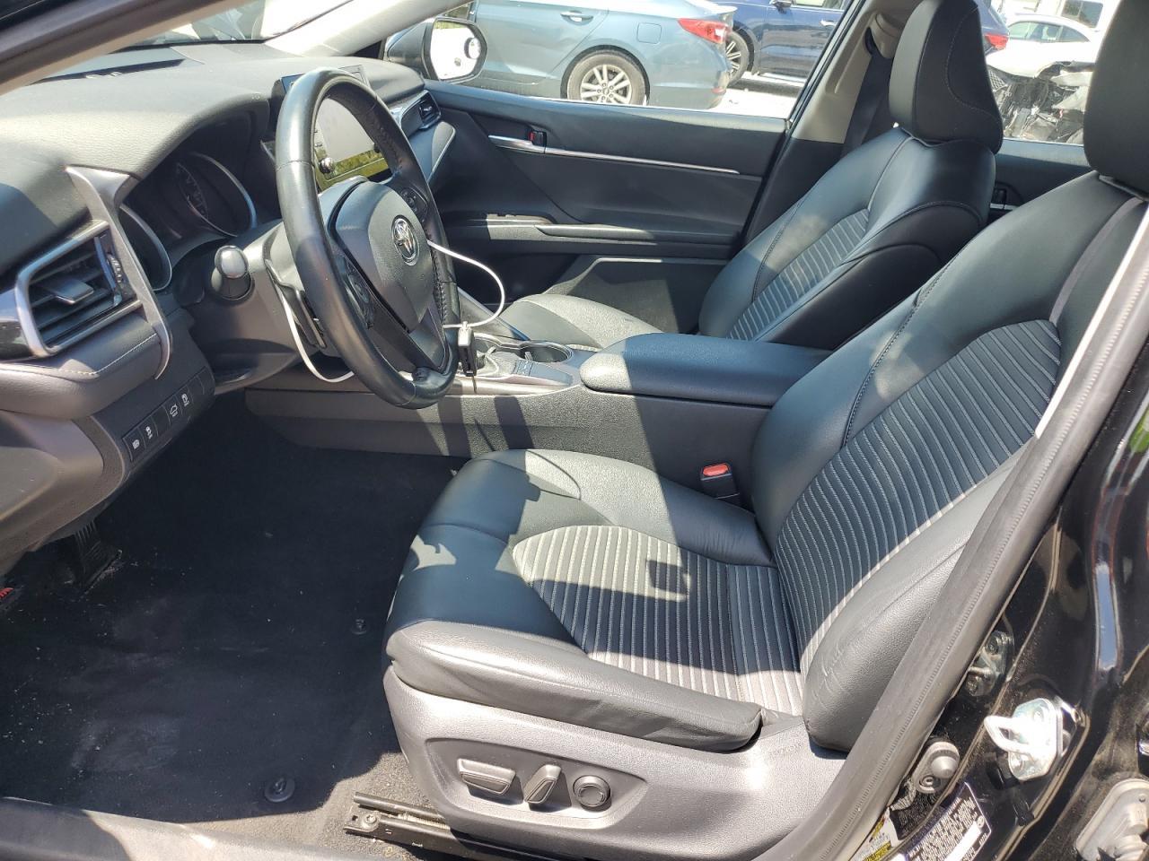 2023 Toyota Camry Se Night Shade - Image 7