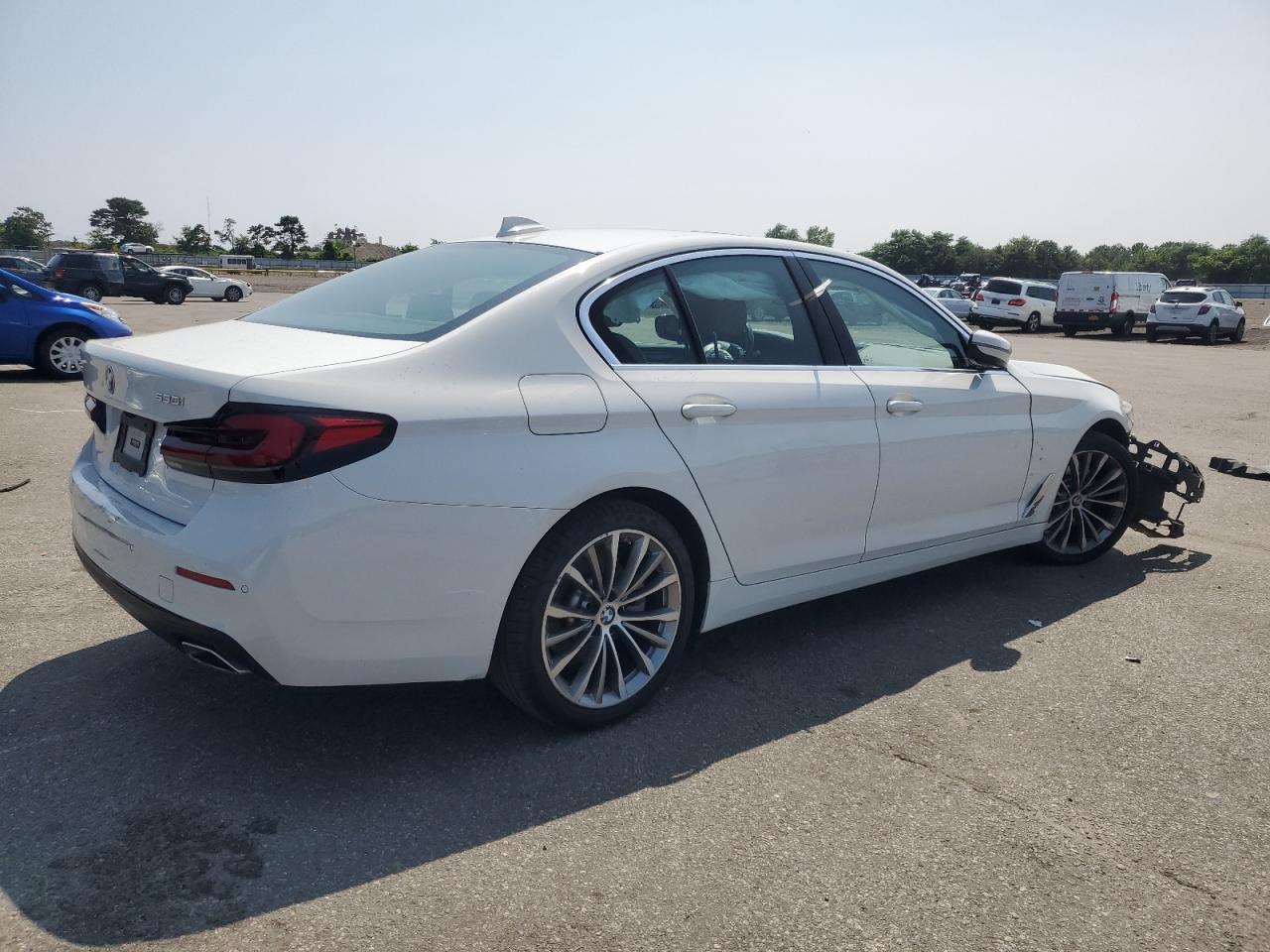 2023 BMW 530 Xi - Фото 3