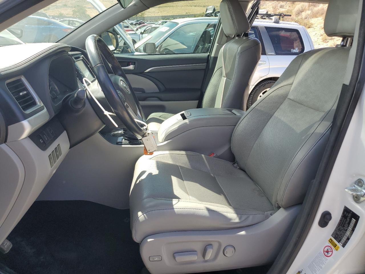 2017 Toyota Highlander Limited - Image 7