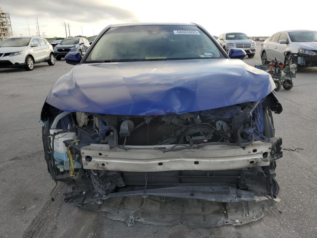 2018 Toyota Camry Le - Image 5