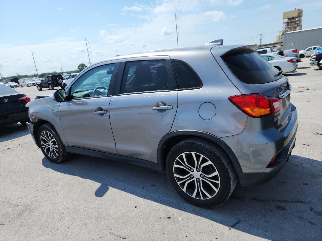 2019 Mitsubishi Outlander Sport Se - Image 2