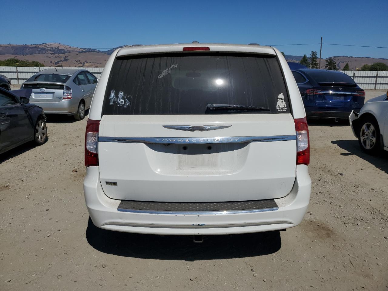 2013 Chrysler Town & Country Touring - Фото 6