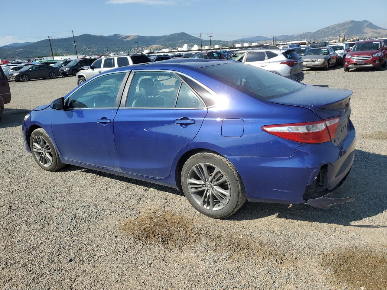 2015 Toyota Camry Le - Image 2