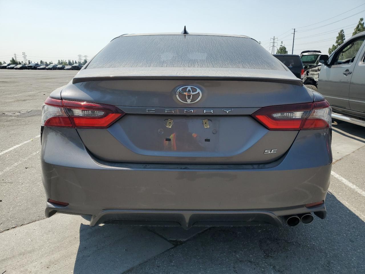 2021 Toyota Camry Se - Фото 6