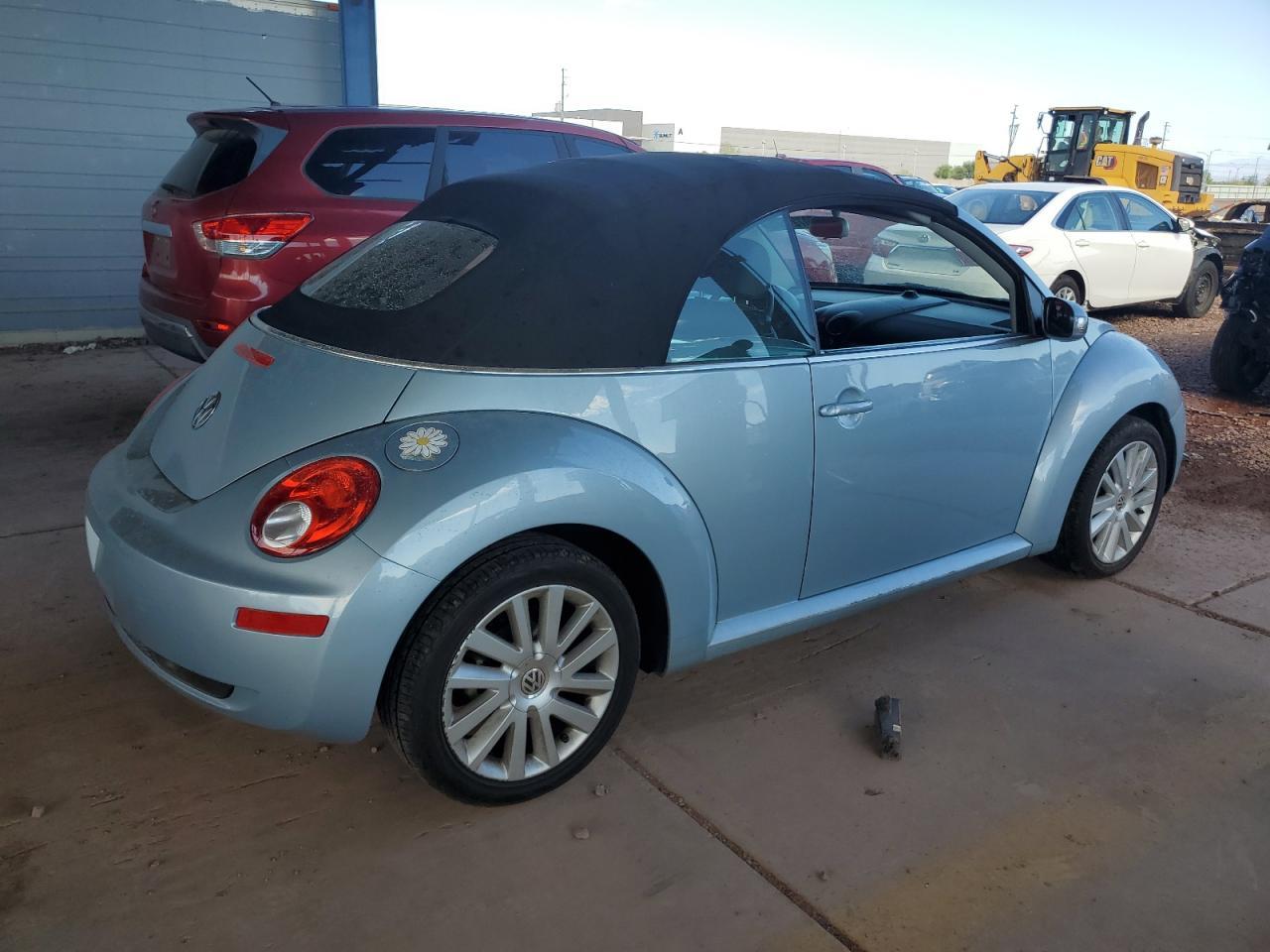 2009 Volkswagen New Beetle S - Фото 3