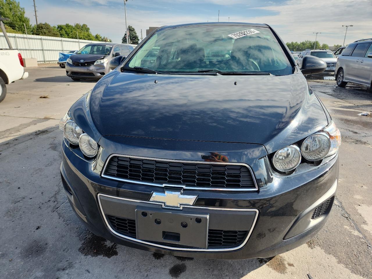 2016 Chevrolet Sonic Lt - Фото 5