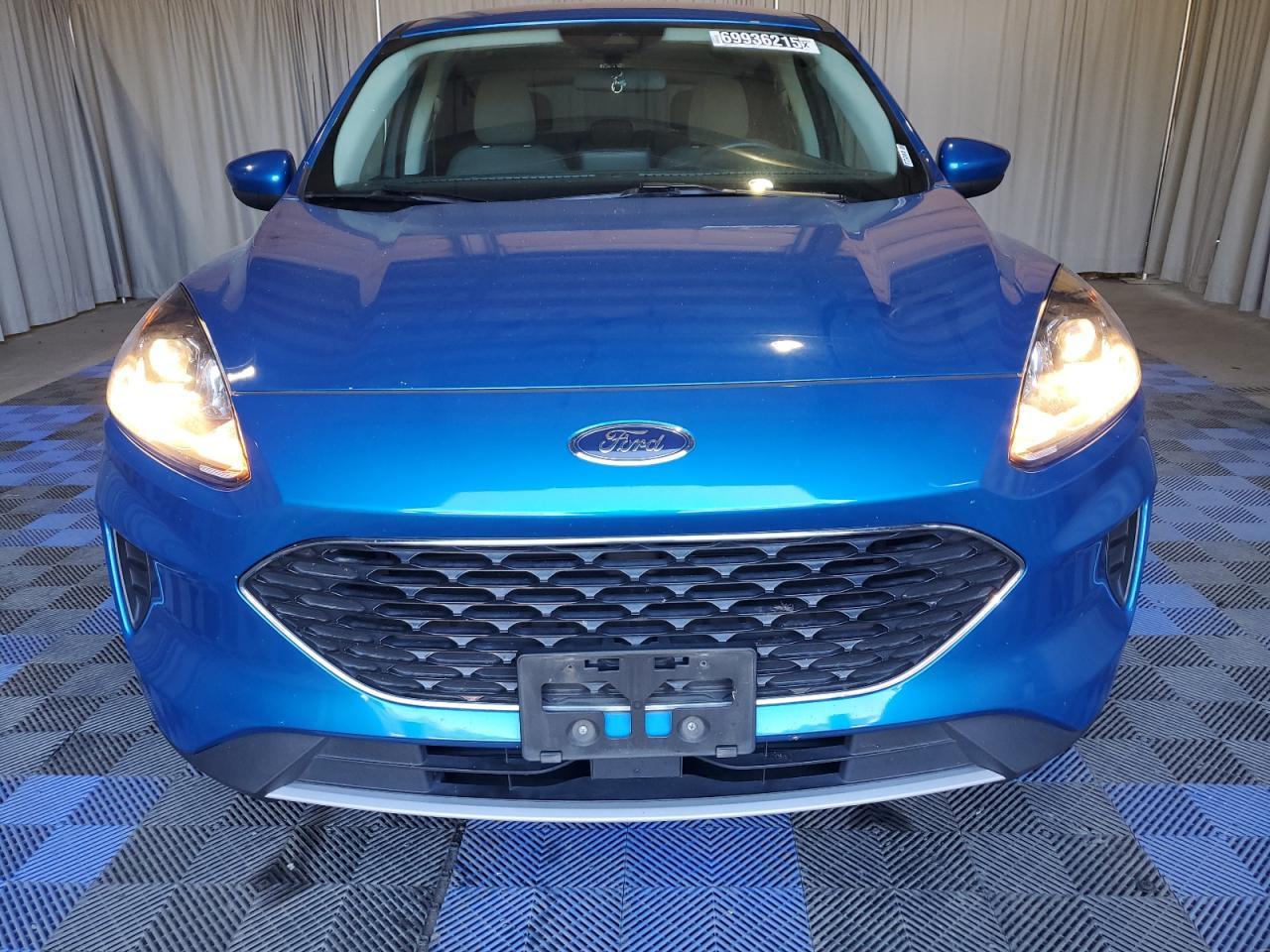 2021 Ford Escape Se - Фото 5