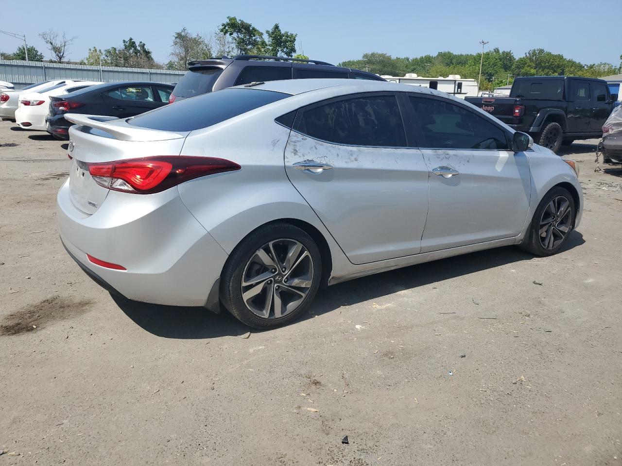 2015 Hyundai Elantra Se - Image 3