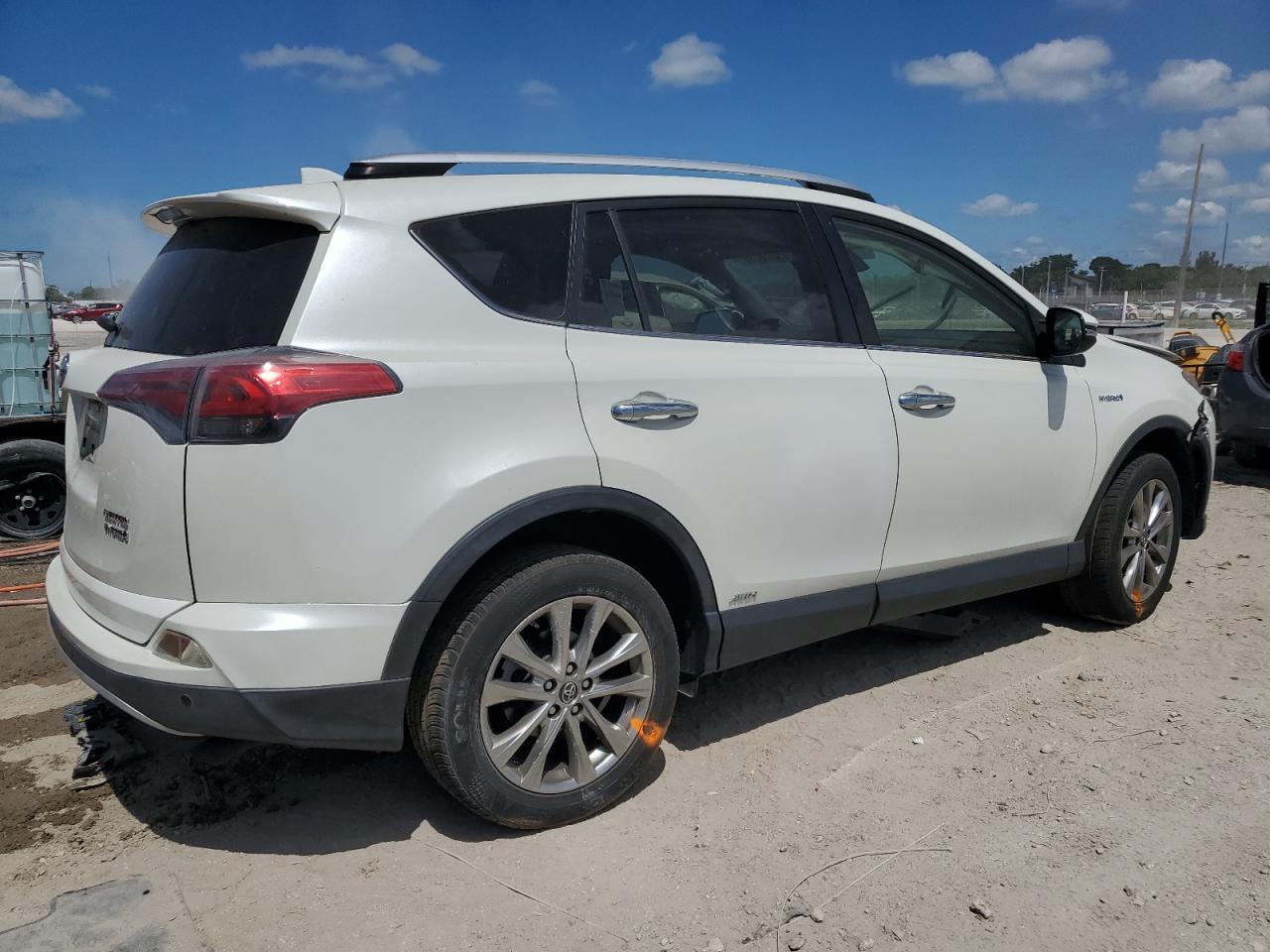 2016 Toyota Rav4 Hv Limited - Image 3