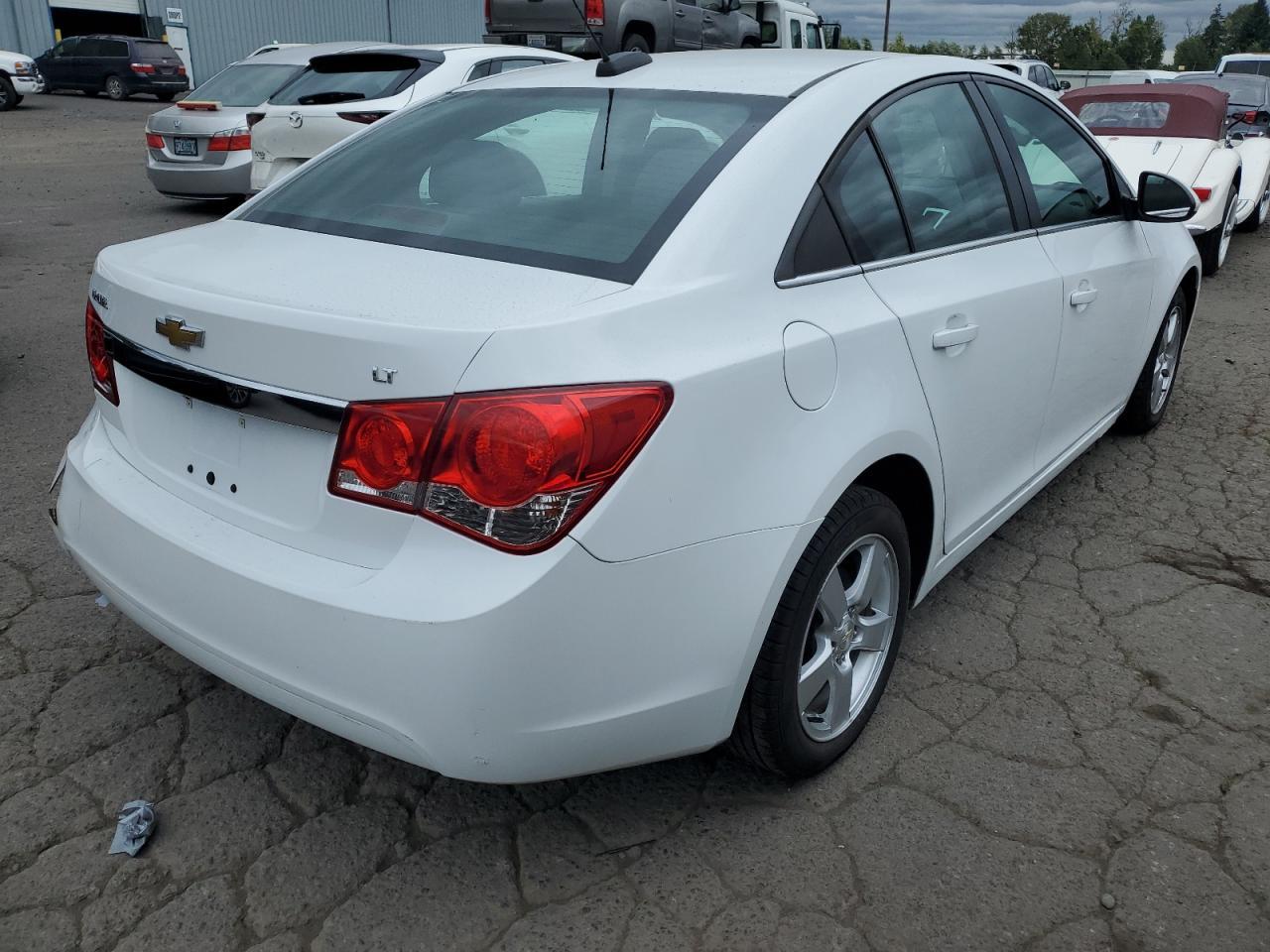 2015 Chevrolet Cruze Lt - Image 3