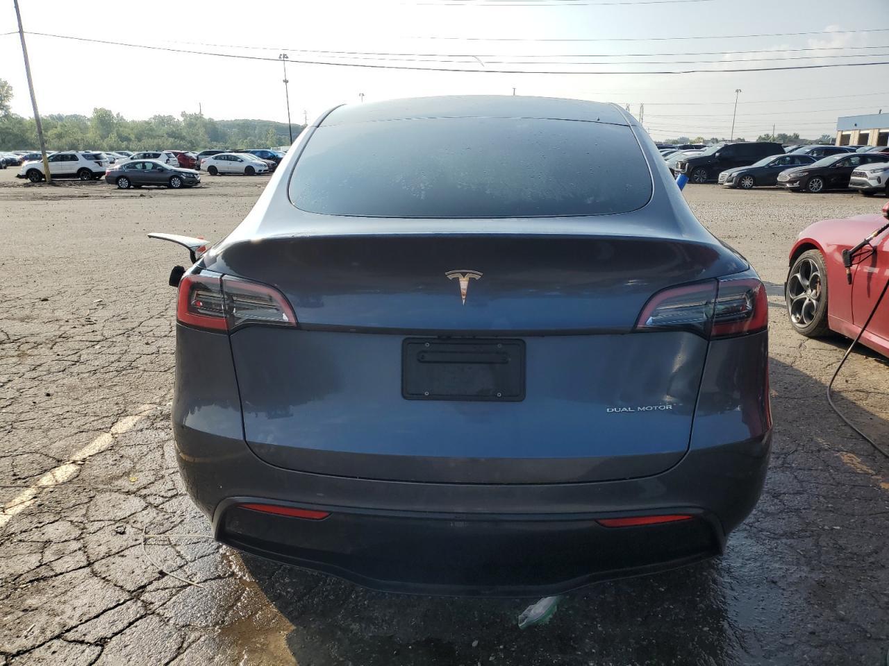 2023 Tesla Model Y - Фото 6