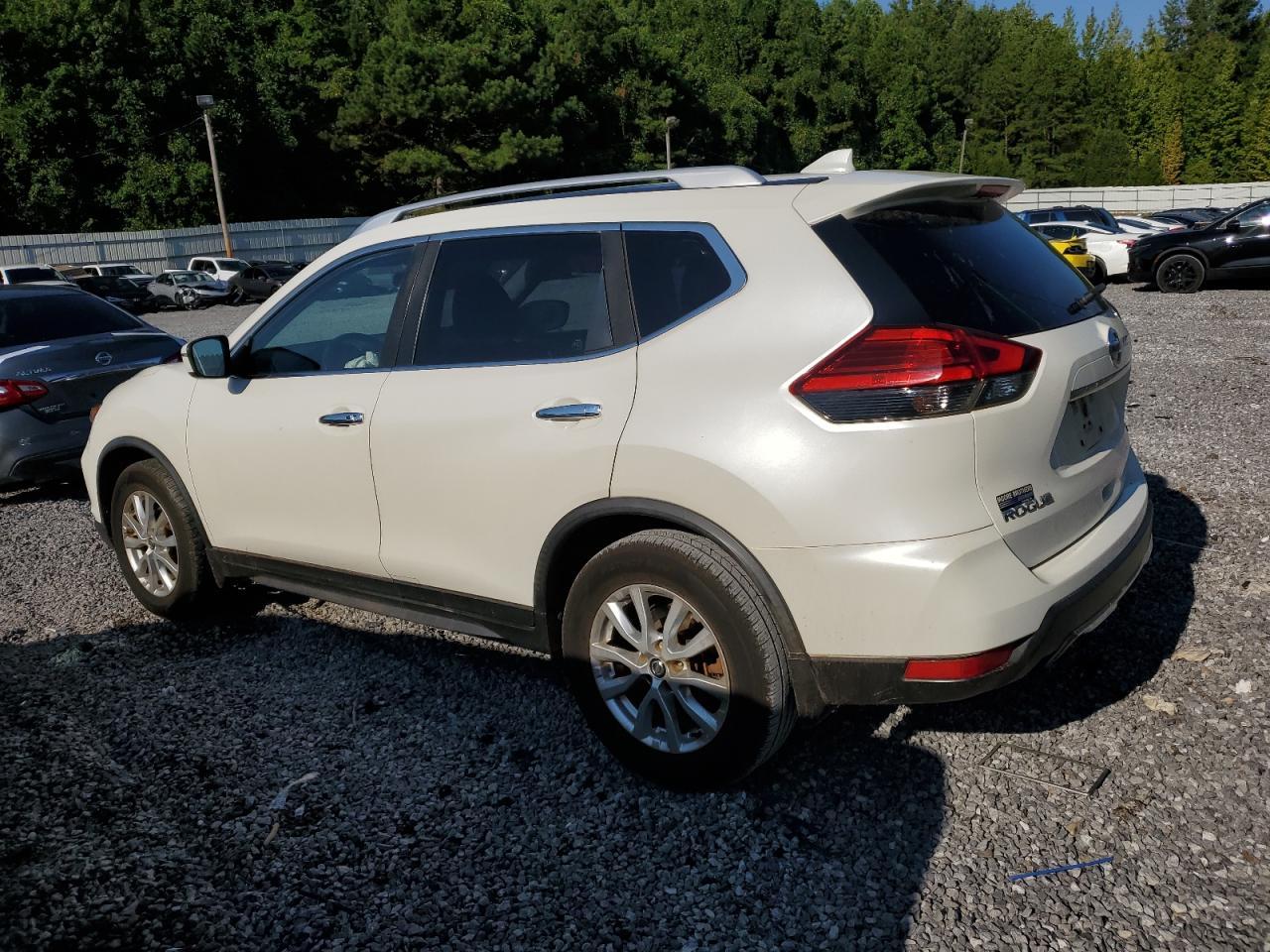 2017 Nissan Rogue S - Фото 2