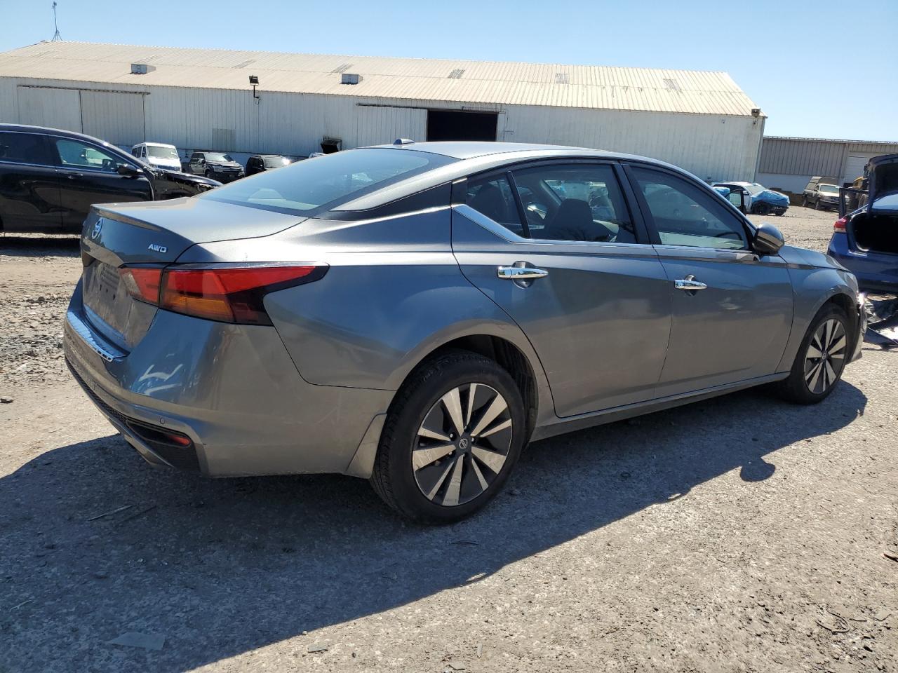 2021 Nissan Altima Sv - Image 3