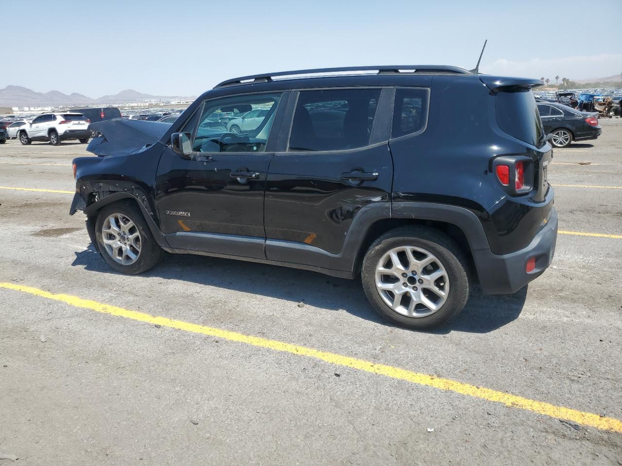2018 Jeep Renegade Latitude - Фото 2