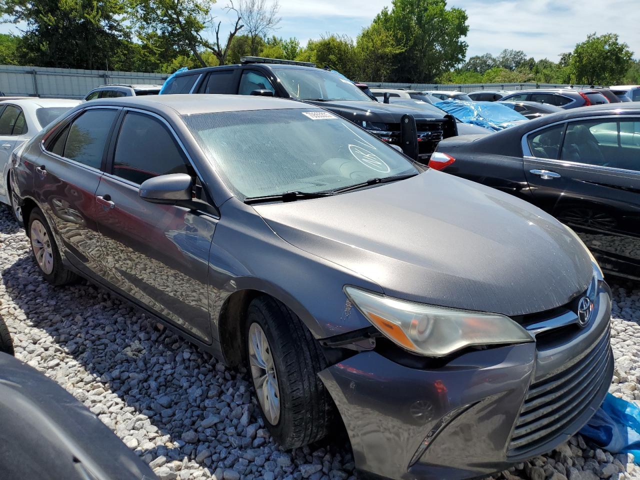 2015 Toyota Camry Le - Фото 4