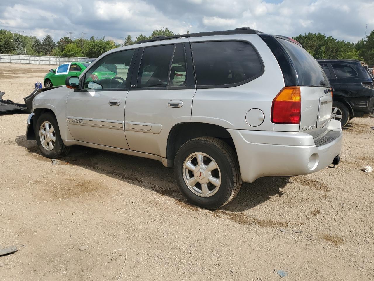 2004 GMC Envoy - Image 2