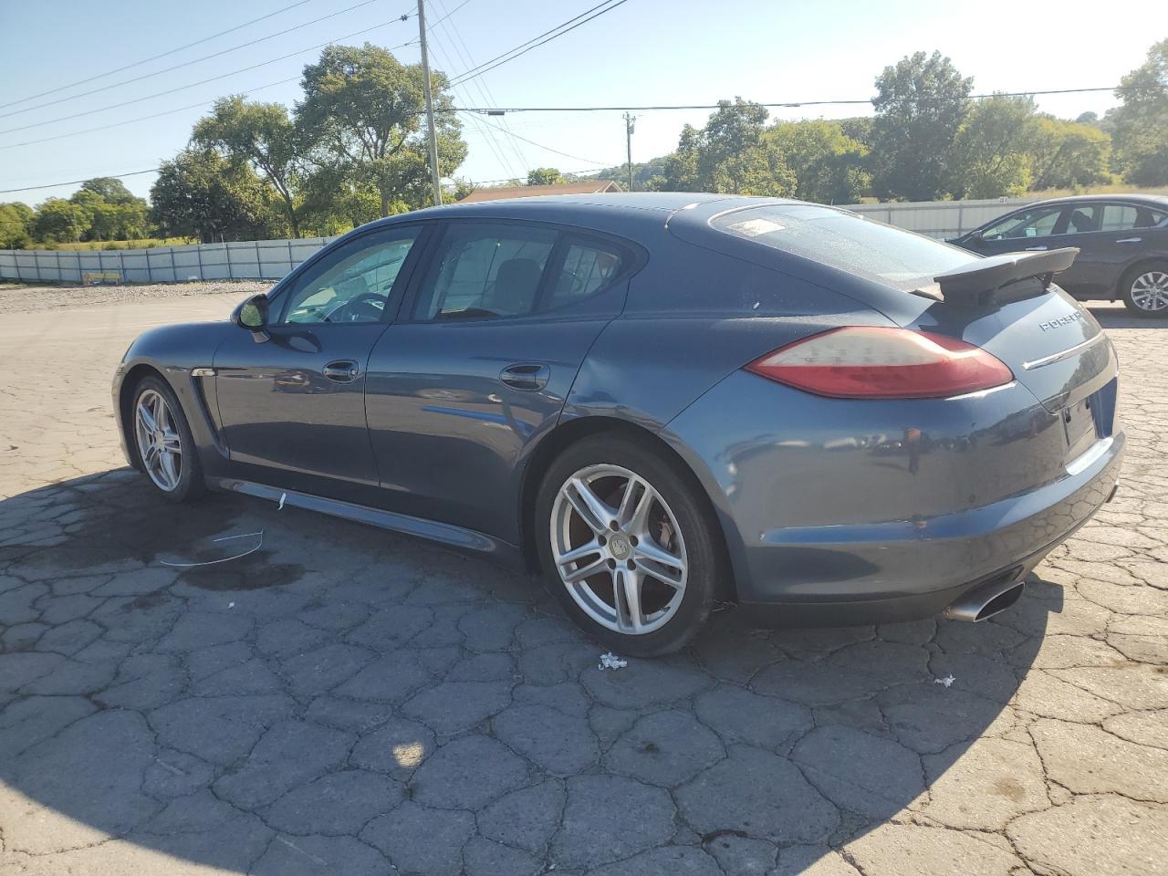 2011 Porsche Panamera 2 - Image 2