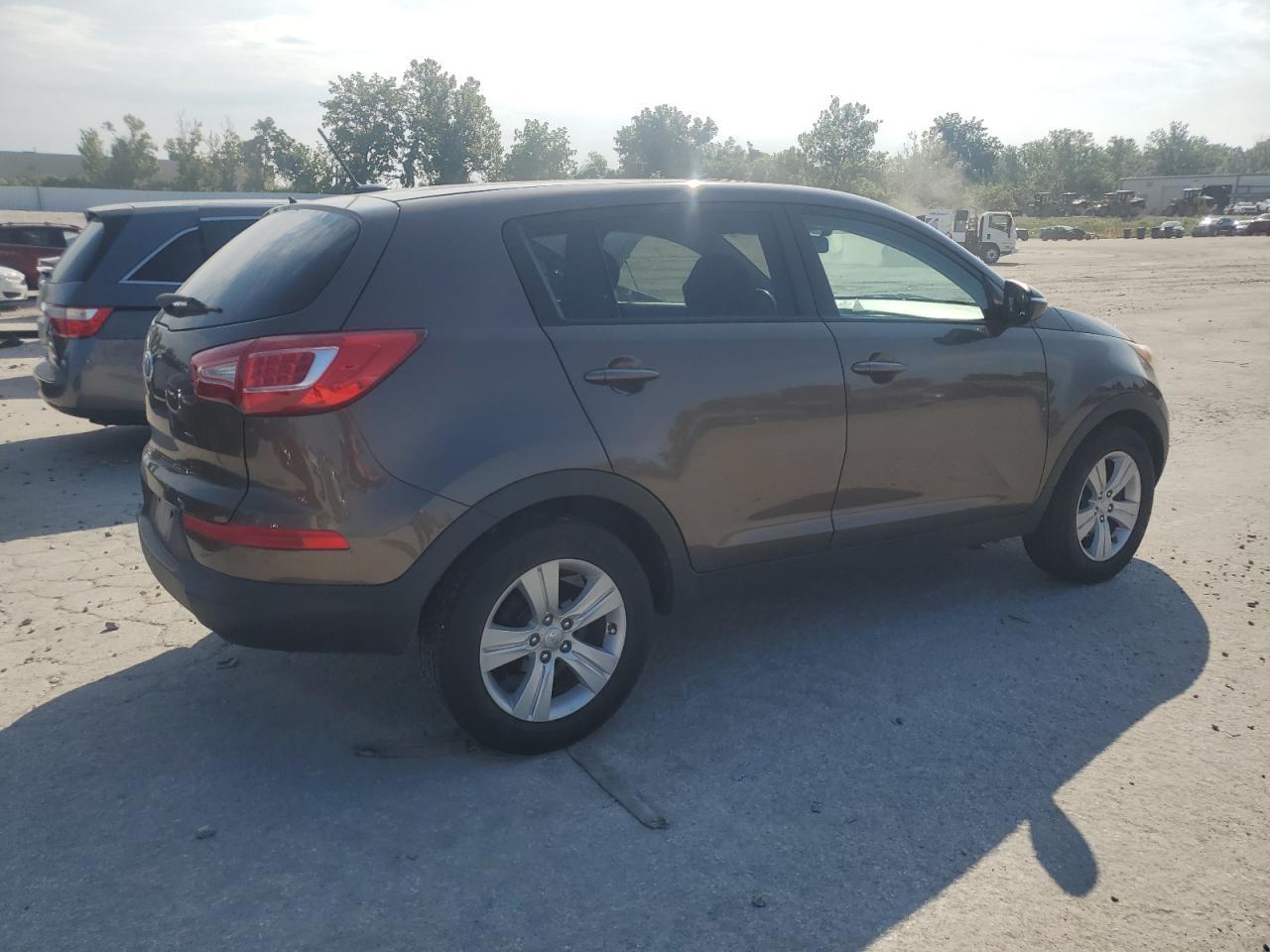 2012 Kia Sportage Lx - Image 3
