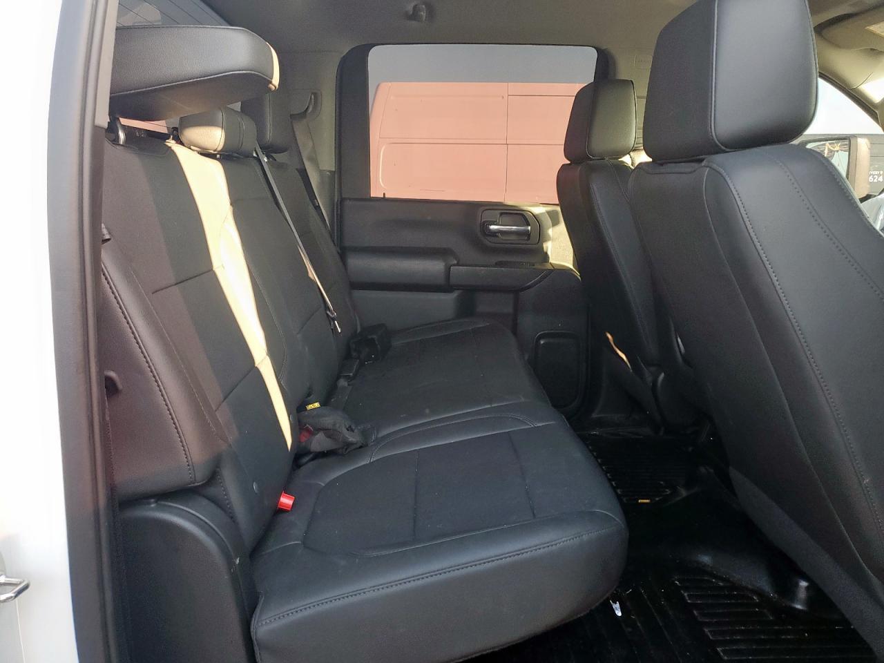 2023 Chevrolet Silverado C2500 Heavy Duty - Image 6