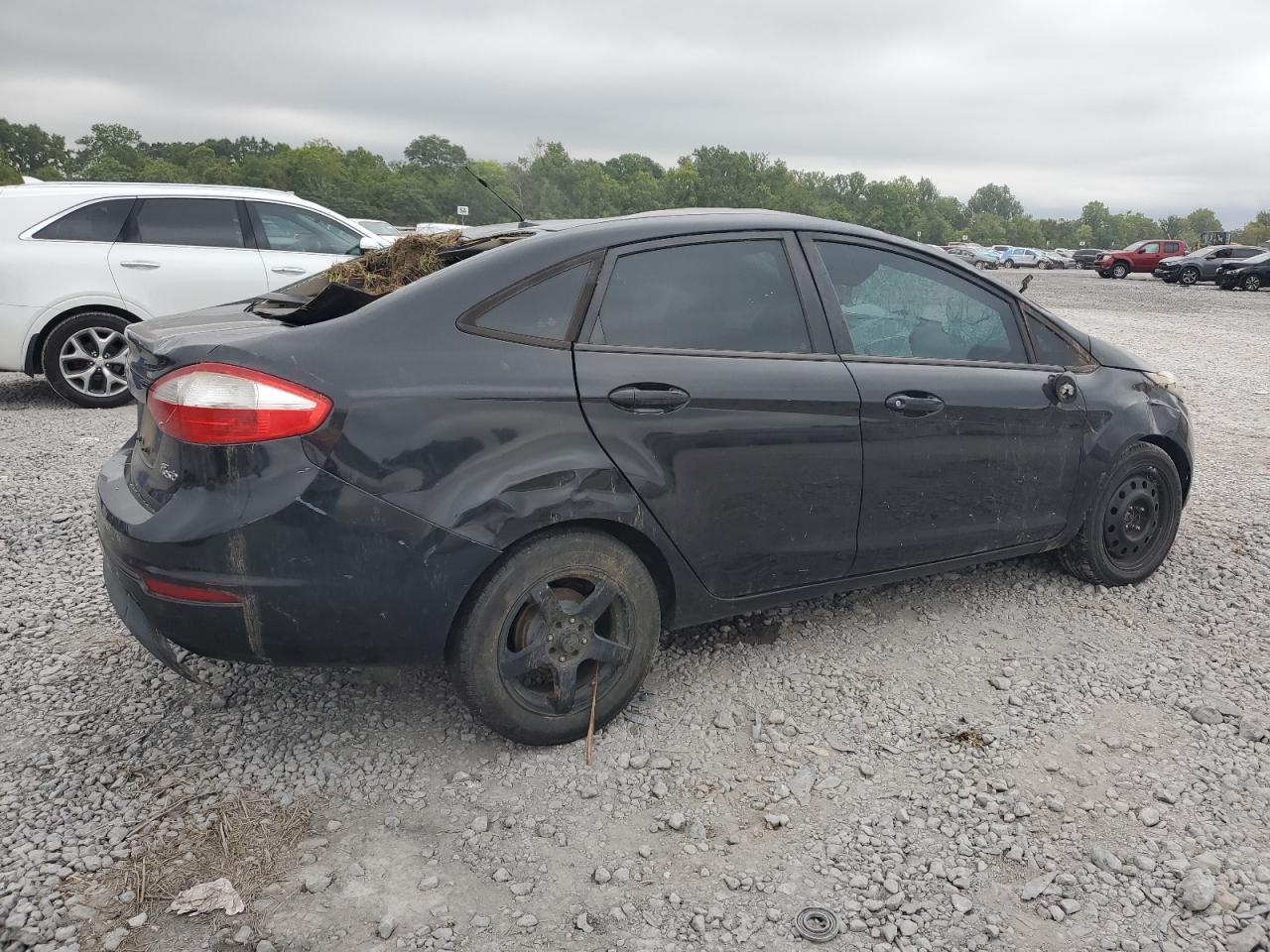 2015 Ford Fiesta S - Фото 5