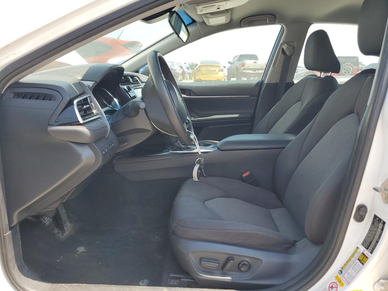 2018 Toyota Camry L - Фото 7