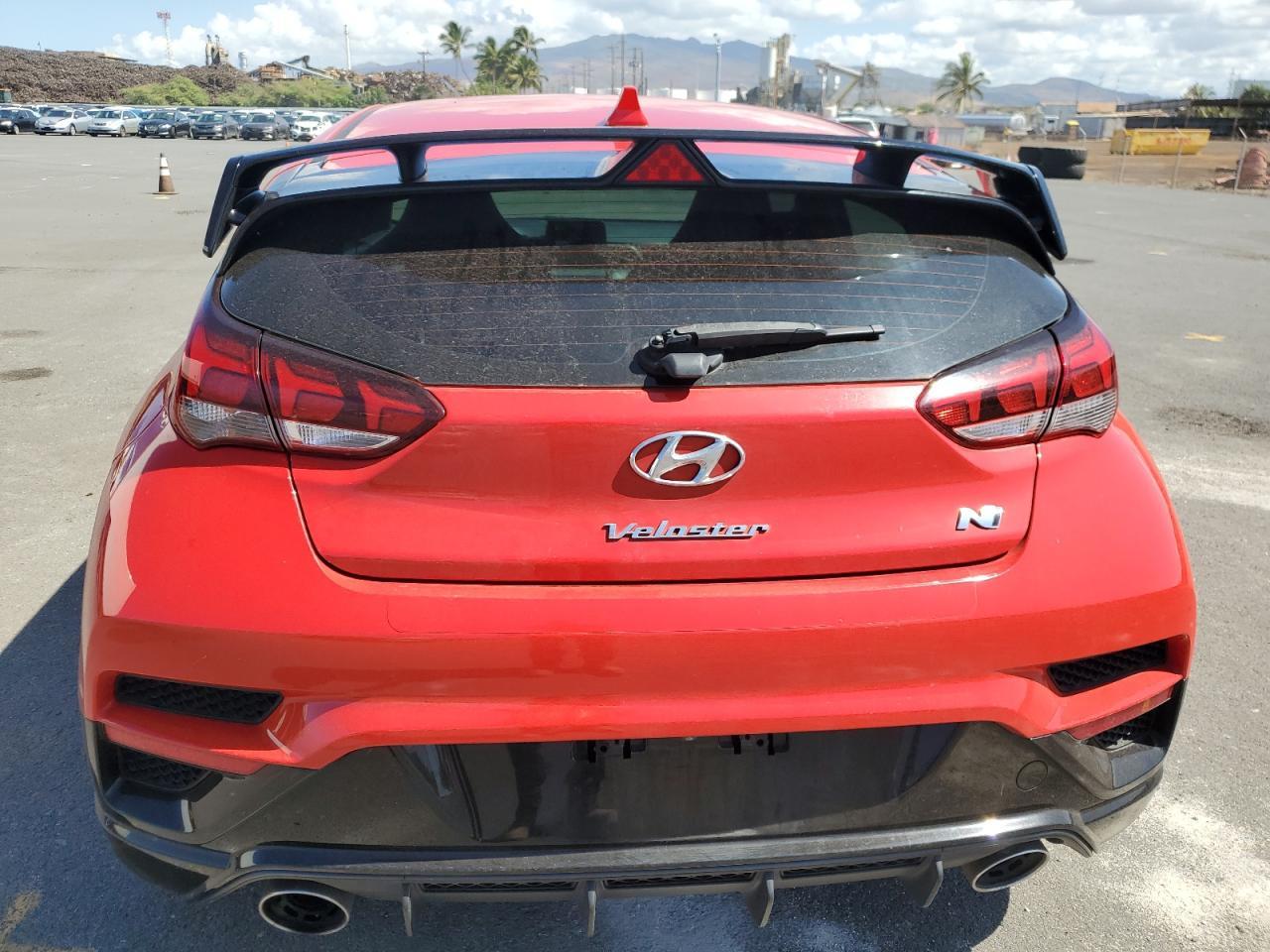 2021 Hyundai Veloster N - Фото 6