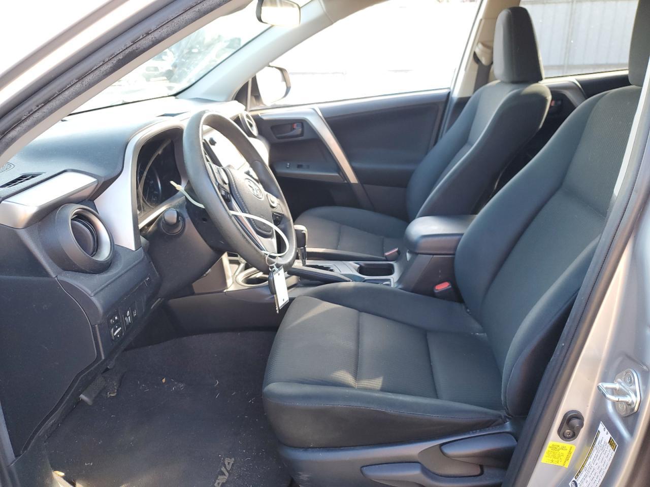 2018 Toyota Rav4 Le - Image 7