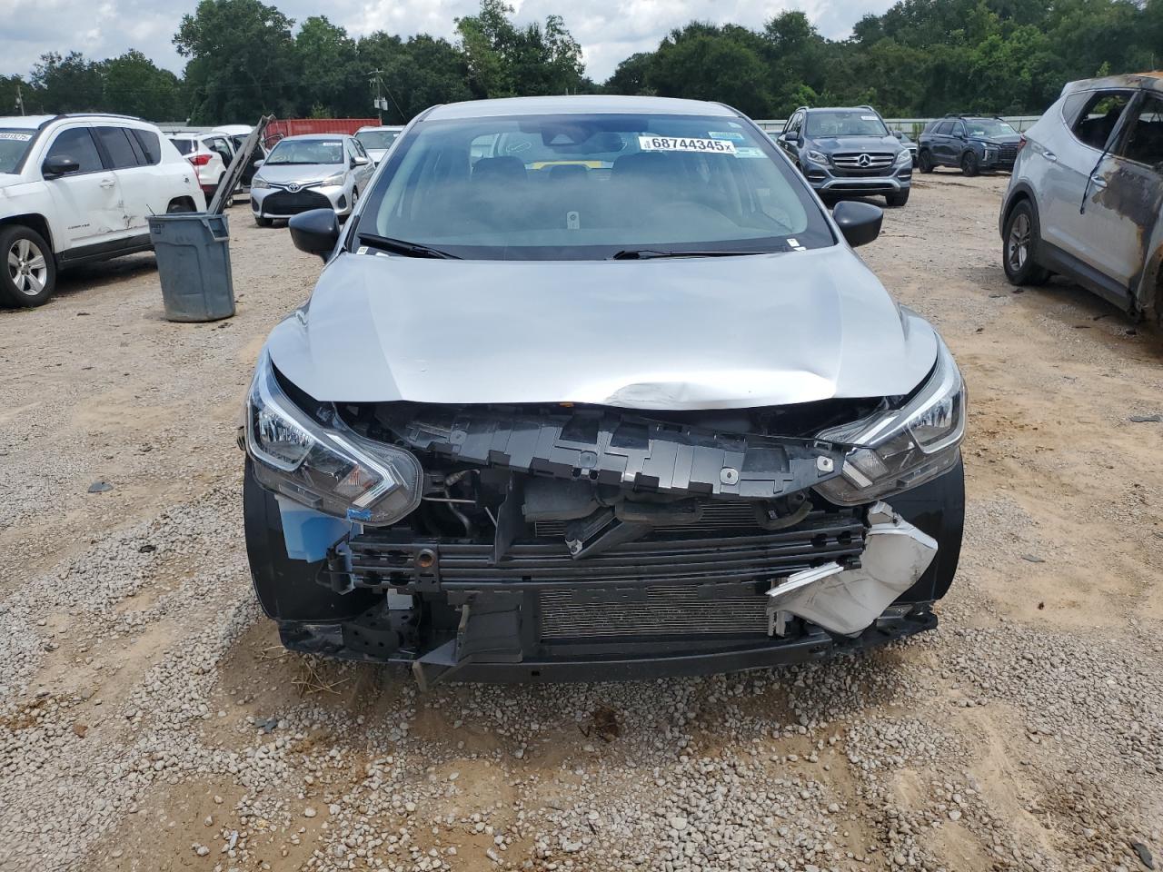 2024 Nissan Versa S - Image 5