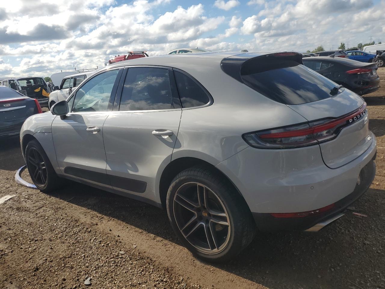 2021 Porsche Macan - Image 2
