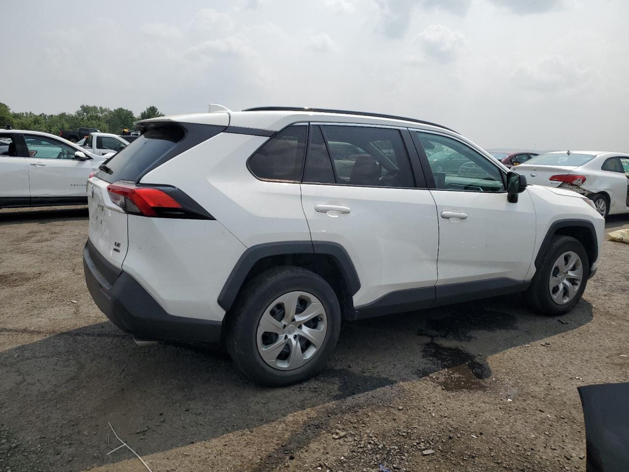 2021 Toyota Rav4 Le - Image 3