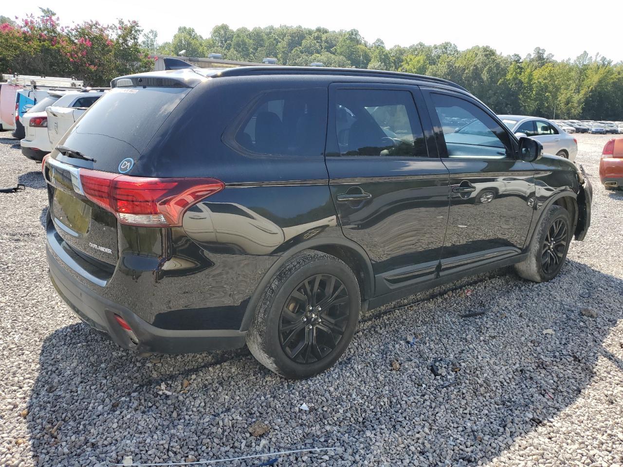 2018 Mitsubishi Outlander Se - Фото 3