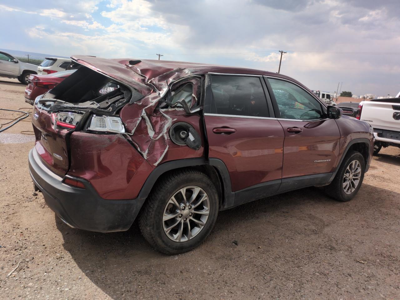2019 Jeep Cherokee Latitude Plus - Фото 3